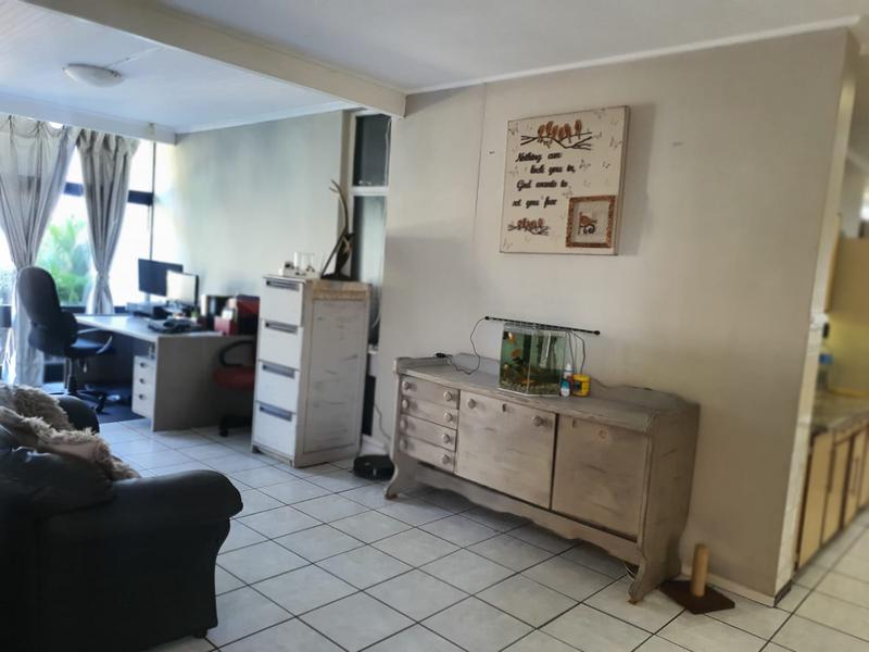 5 Bedroom Property for Sale in Parow North Western Cape